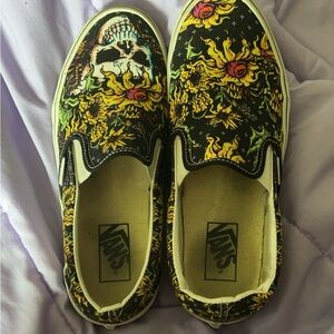 Skull flower vans